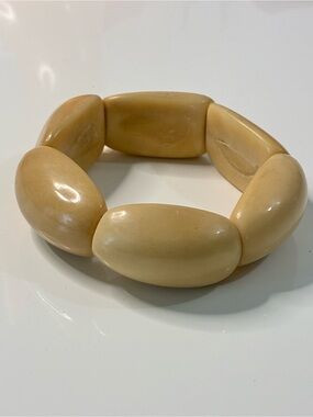 Classic Chunky Cream Bead Stretch Bracelet Earthy Minimalist Casual Festival EUC
